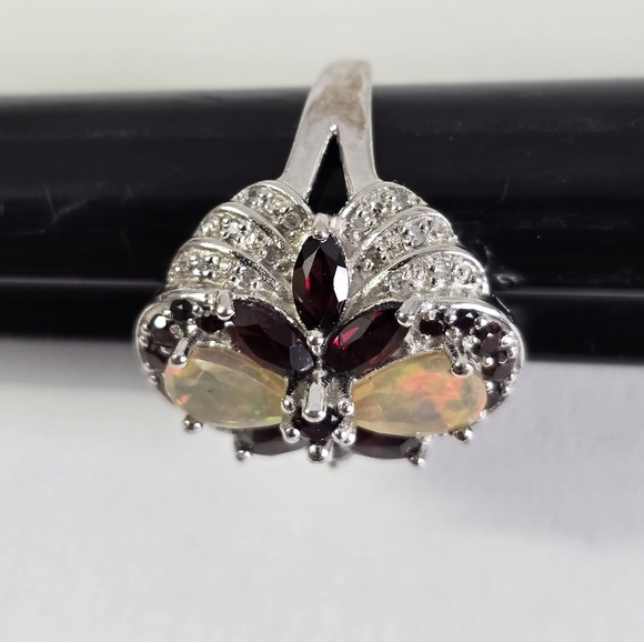 Sterling Silver 925 Iridescent Opal and Garnet Gemstone Ring - Picture 4 of 9